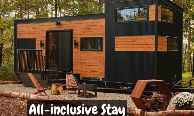 Cambridge House | Sowilo Retreat All-Inclusive Maple House