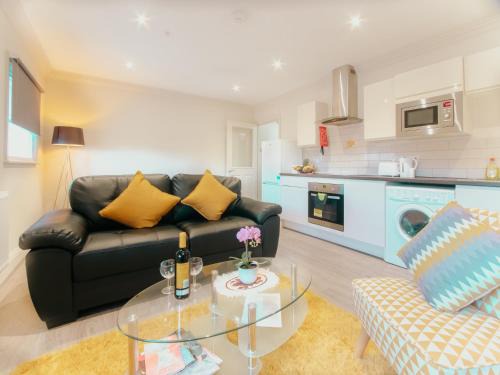 Sheffield City Centre Apartment | Spacesavers