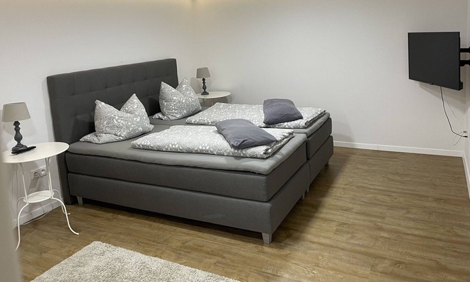 Bad Neustadt an der Saale Apartment | Spacious holiday apartment (57 sqm) with its own terrace