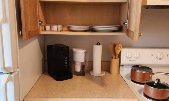 Indian Orchard House | Spacious 1BR Hideaway | Relax & Unwind