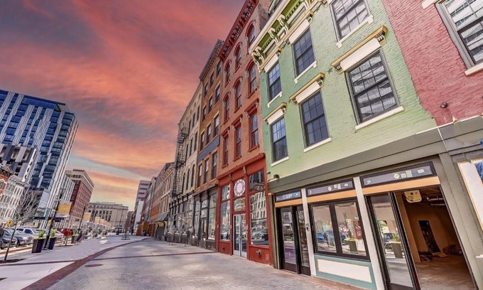 Central Business District Apartment | Spacious 2 bed 2 bath Downtown OTR condo minutes walk to the Reds Bengals stadium & more!
