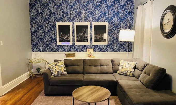 Benton Park Apartment | Spacious 2BR w/Fenced Yard, Office & Fast Wi-Fi, Downtown STL