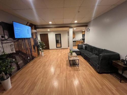 Morgantown Apartment | Spacious 3BR-3BA, Downtown Morgantown, Near WVU