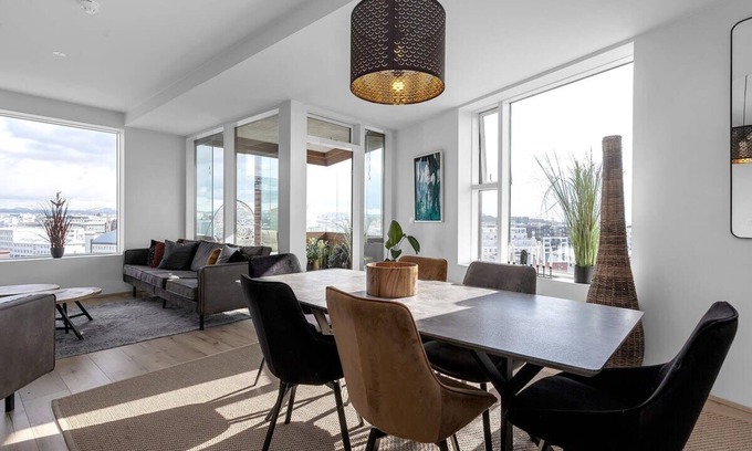 Hliðar Apartment | Spacious 3BR apartment with 2 bathrooms 1003