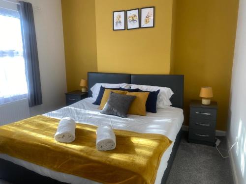 Westcliff-on-Sea House | Spacious 3BR House Near Southend Pier