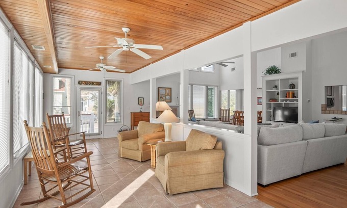 Saint Helena Island House | Spacious 4 Bed, 3 Bath Home in Prime Location w/Breathtaking Marsh Views