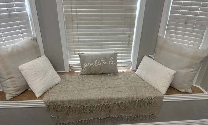 Southeast Houston House | Spacious 4-bedroom house in marvelous Houston with AC, WiFi