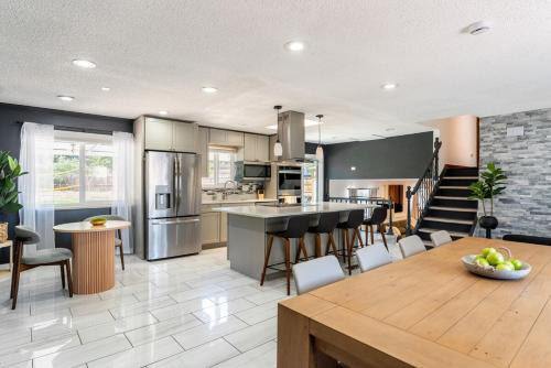 Ralston Valley House | Spacious 5BR, Epic Backyard, Perfect Gatherings