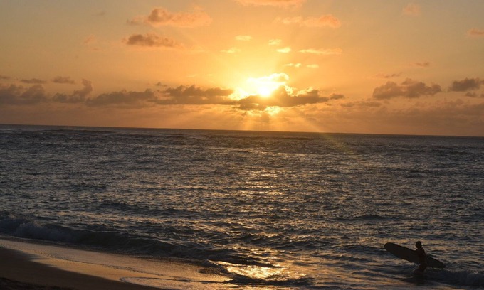 Pupukea House | Spacious and clean; 2 min walk to beach; 2 bedroom North Shore Ohana w/AC