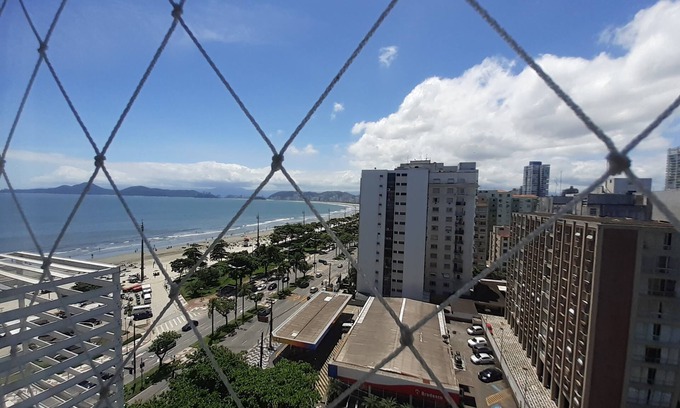 Ponta da Praia Apartment | spacious and comfortable apartment with 3 bedrooms (2 suites) facing the sea with beautiful views