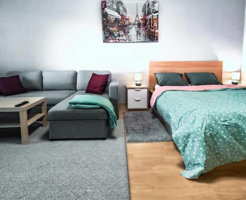 Myyrmaki Apartment | Spacious and Comfy Apartment, 15 Mins from Airport, 17 Minutes to City Center