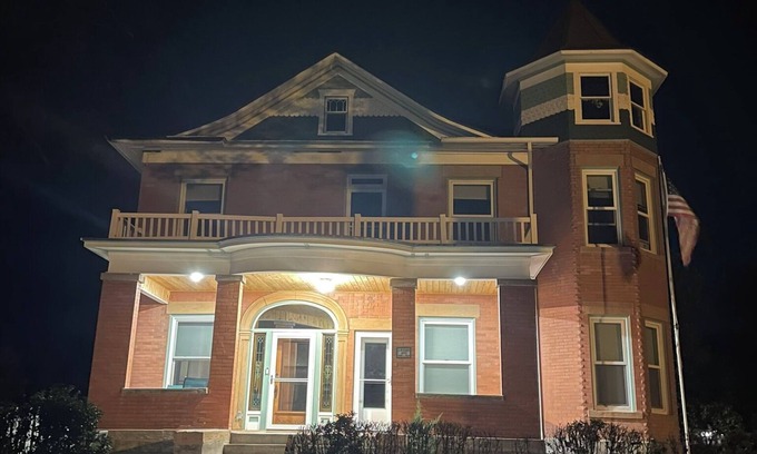 La Junta House | Spacious and historic 4-bedroom home in delightful La Junta, Colorado