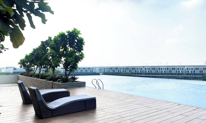 Cikarang Apartment | Spacious and Restful 1BR at Vasanta Innopark Apartment