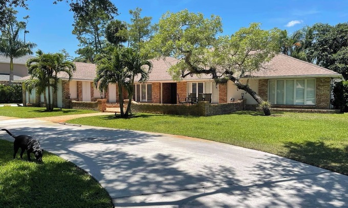 Wellington House | Spacious and Serene Equestrian Home with Saltwater Pool in Wellington.