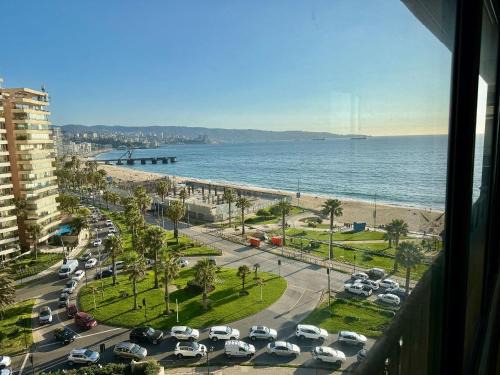 Vina del Mar Apartment | Spacious apartment facing the beach and San Martin