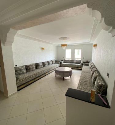 Gueznaia Apartment | Spacious Apartment F5 Tangier