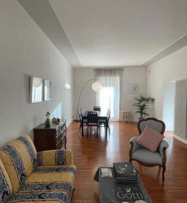 Manciano Apartment | Spacious apartment in Manciano with view