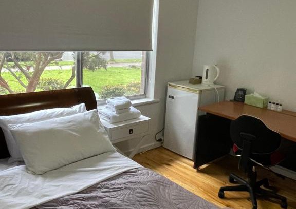 Campbelltown House | Spacious Beautiful Room