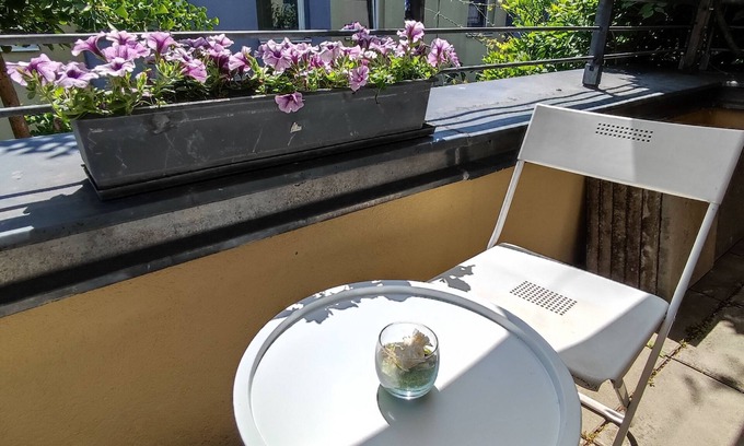 Vienna Apartment | Spacious, bright, quiet room with balcony & TV