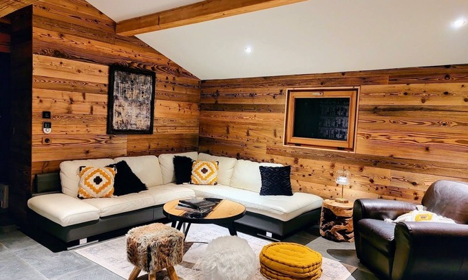 Landry Ski Chalet | Spacious chalet with spa