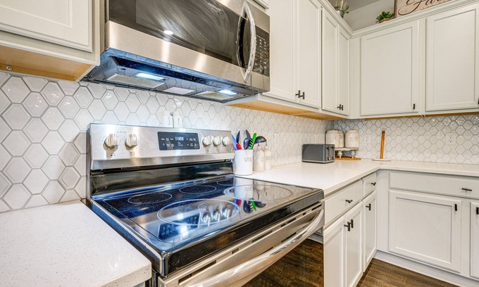 Upatoi House | Spacious Columbus Getaway w/Patio - Pets Welcome!