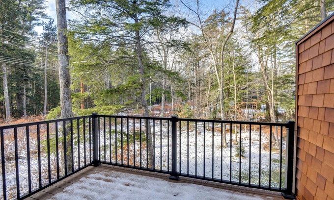 North Conway Apartment | Spacious Conway Vacation Rental w/Pool Table