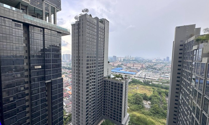 Petaling Jaya Apartment | Spacious Duplex Oasis Icon City