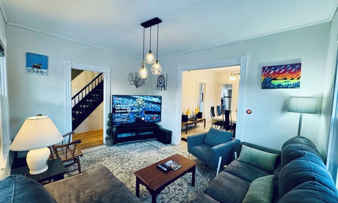 Rutland House | Spacious Family Getaway in Rutland – Close to Killington & Okemo!
