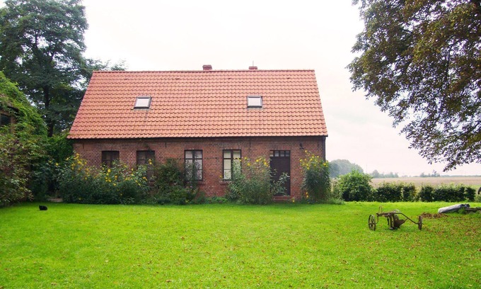 Mysliborz House | Spacious holiday home on a four-sided courtyard