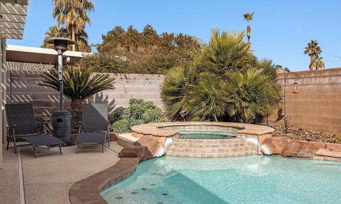 Mesquite House | SPACIOUS HOME WITH HEATED SPA INCLUDED!