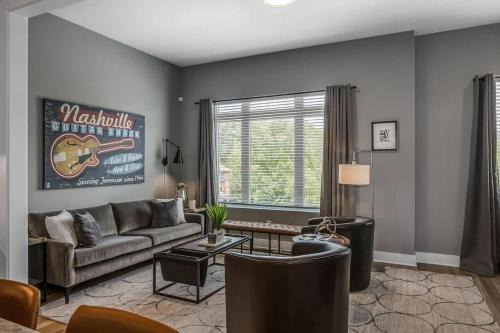 Haynes Area House | Spacious House with Serene skyline views