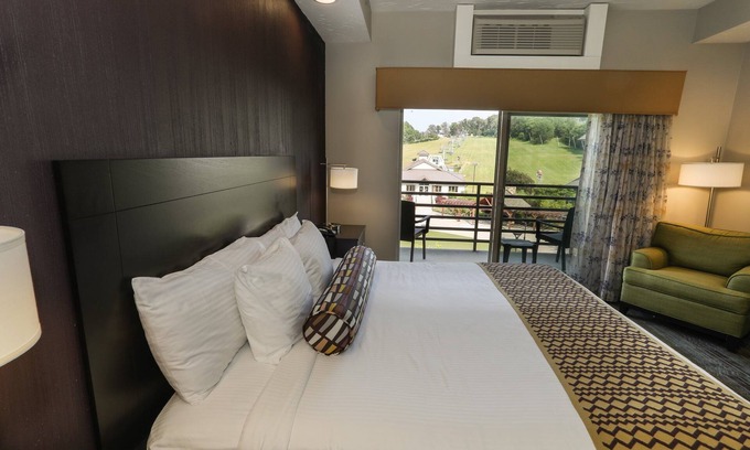 Fairfield Cabin | Spacious King Suite | Living Area + Kitchenette