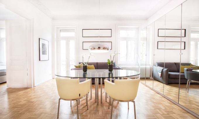 Wiesbaden Apartment | Spacious, Luxury & Sunny Apartment + Free Parking