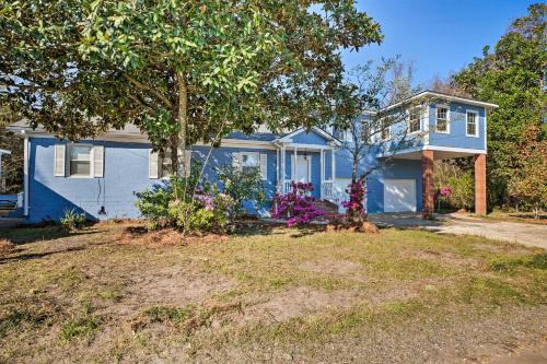 Mount Pleasant House | Spacious Mount Pleasant Home 5 Mi to Beach