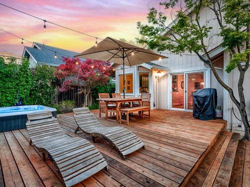 Sonoma House | Spacious Oasis Hot Tub Backyard Garden 3BR/2BA