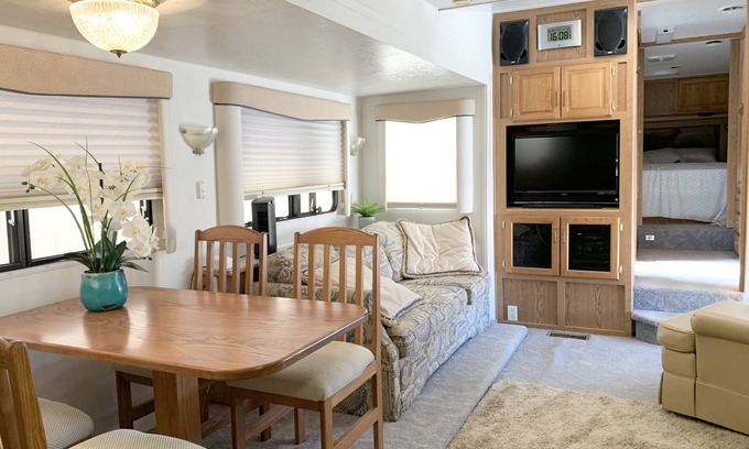 Lancaster House | Spacious, Private, and Affordable RV
