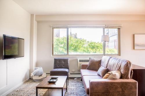 Lower East Side Apartment | Spacious Renovated 2BR Apt Close to Brady St