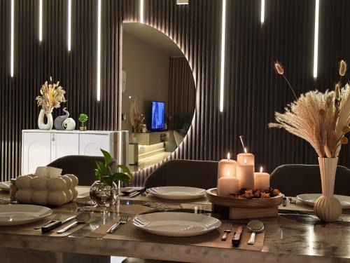 Kampung Datuk Keramat Apartment | Spacious Romantic Family 4BR 8pax KLCC Balcony