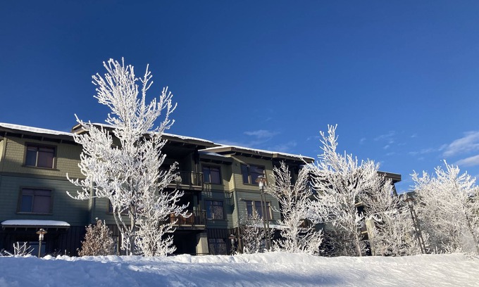 Rossland Condo | Spacious Ski in/Ski out condo at the Base of Red Mountain!