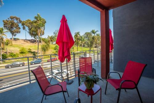 Bankers Hill Hotel | Spacious Studio with Incredible Balboa Park View