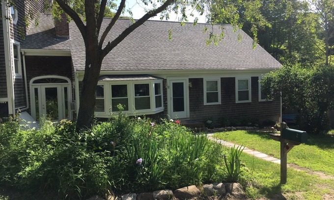 Woods Hole House | Spacious Woods Hole Cape
