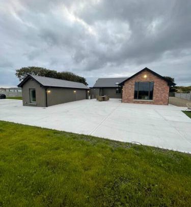 Spanish Point Villa | Spanish Point Luxury Home beside sea with Sauna!
