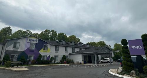 Guilford Hotel | Spark by Hilton Guilford