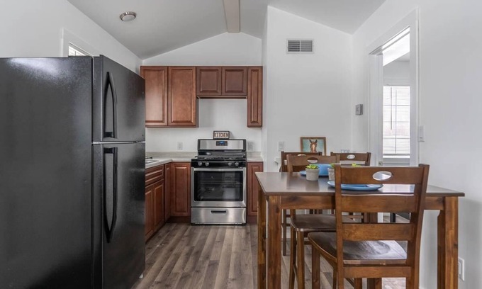 Laurium Cottage | Sparkling Clean! 2 Bedroom Cottage- Located in Beautiful Keweenaw