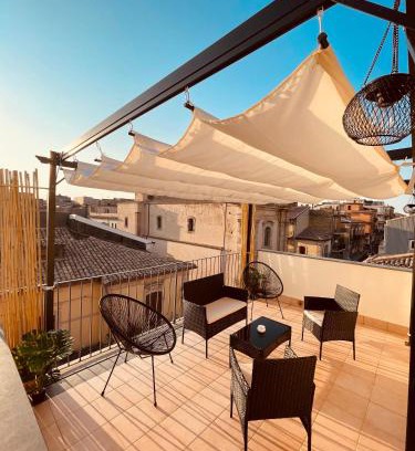 Grammichele Apartment | Spazioso Appartamento in Centro con Terrazzo Privato - Privitera