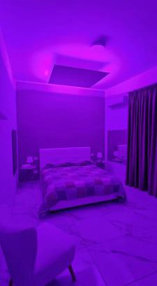 Roccapiemonte Bed & Breakfast | Specchio & Riflesso
