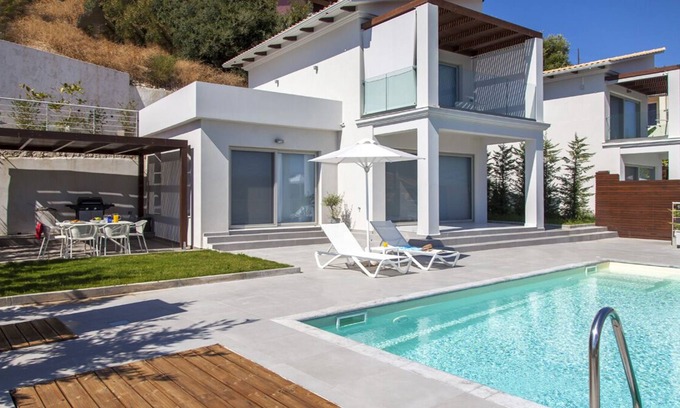 Pondi Villa | Special Offer! Stylish Villa O With Beautiful Views & Private Pool near Vasiliki