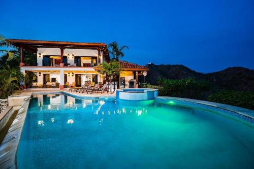 Potrero Villa | Spectacular Ocean Views Infinity Pool