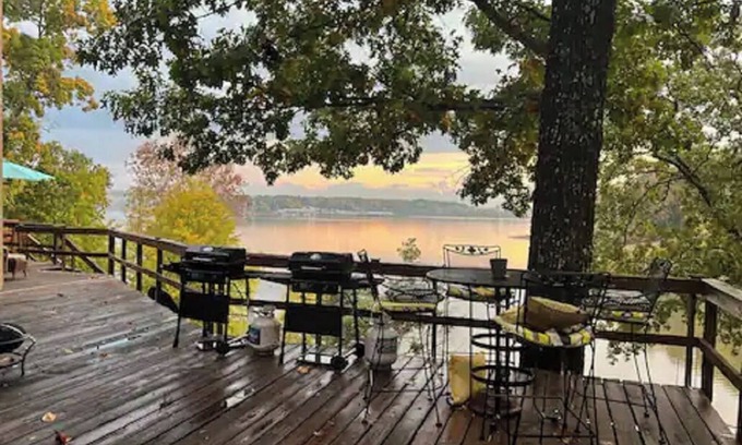 Camden Condo | Spectacular view of the bay with a private dock on KY Lake TN River condo