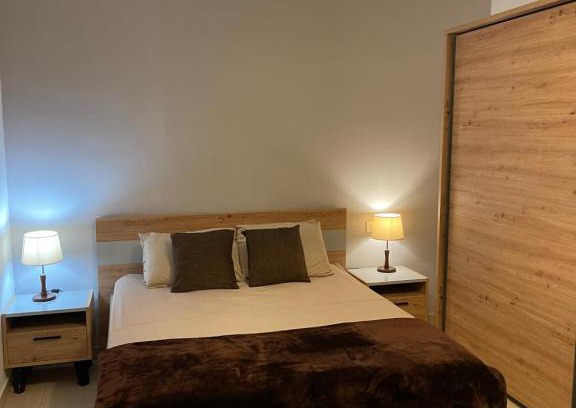 Paceville Apartment | Spinola Bay Apt - Beatiful 3-Double Bed apt near beach in Prime Location